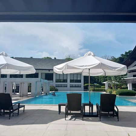 3 Bedroom / 2Ba - Anvaya Cove Courtyard Unit Morong  Esterno foto