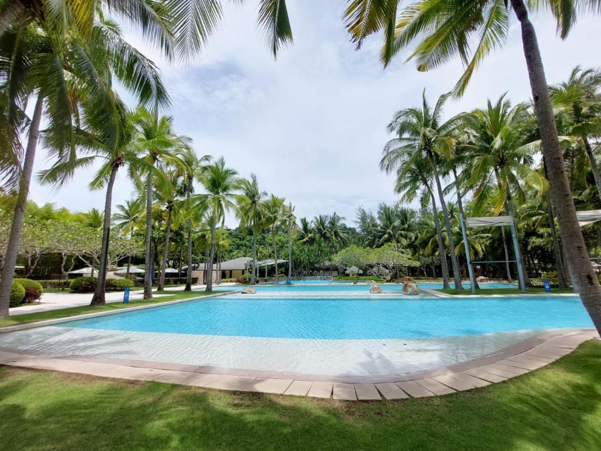 3 Bedroom / 2Ba - Anvaya Cove Courtyard Unit Morong  Esterno foto